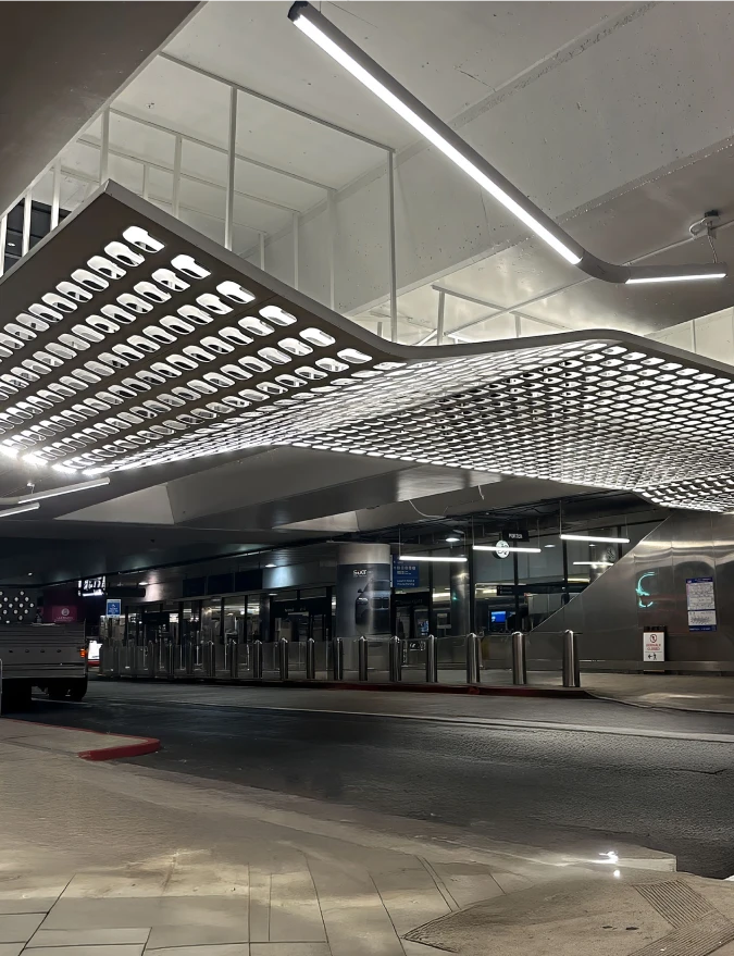 lax tom bradley airport ceiling detail